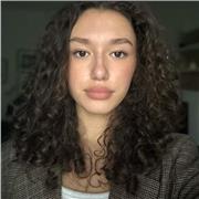 Studentessa Liceale Liceo Scientifico Internazionale Cambridge offre lezioni,doposcuola di Inglese